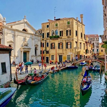 Ca Cicogna Air Conditioning And Fast Wifi, Central Location Apartment Venesia Bagian luar foto