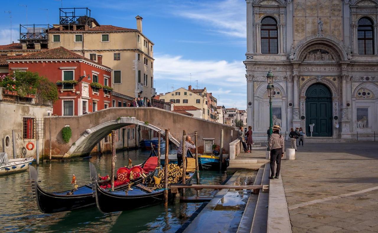 Ca Cicogna Air Conditioning And Fast Wifi, Central Location Apartment Venesia Bagian luar foto