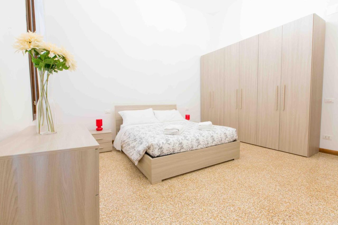Ca Cicogna Air Conditioning And Fast Wifi, Central Location Apartment Venesia Bagian luar foto