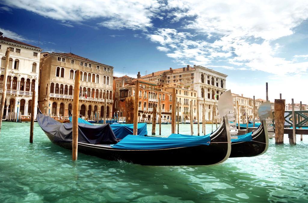 Ca Cicogna Air Conditioning And Fast Wifi, Central Location Apartment Venesia Bagian luar foto